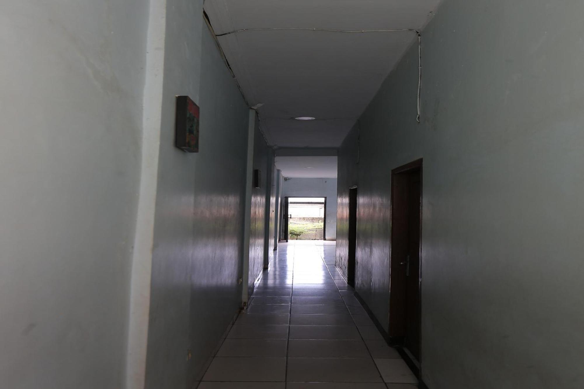 Oyo 93584 Rukotel South Tangerang Buitenkant foto