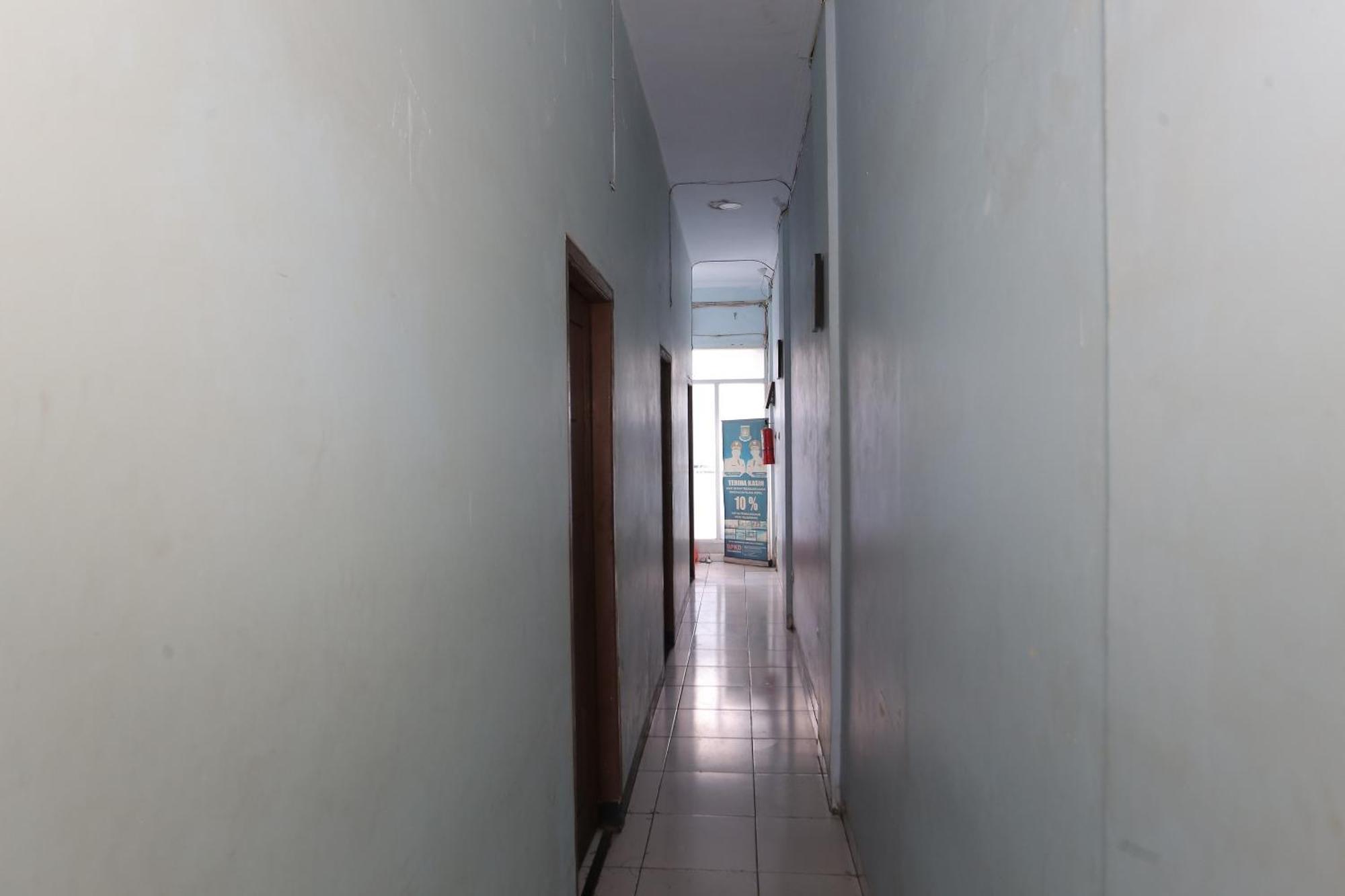 Oyo 93584 Rukotel South Tangerang Buitenkant foto